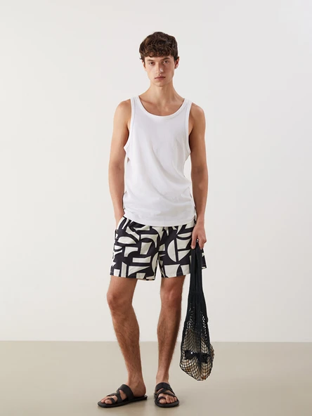 LCW SWIMWEAR Siyah Kısa Boy Desenli Erkek Deniz Şortu ürün görseli 1