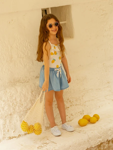 LCW Kids Mavi Kurdele Detaylı Kız Çocuk Jean Şort ürün görseli 1