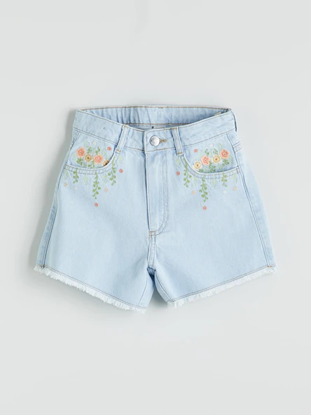 LCW Kids İndigo Çiçek Nakışlı Kız Çocuk Jean Şort ürün görseli 1