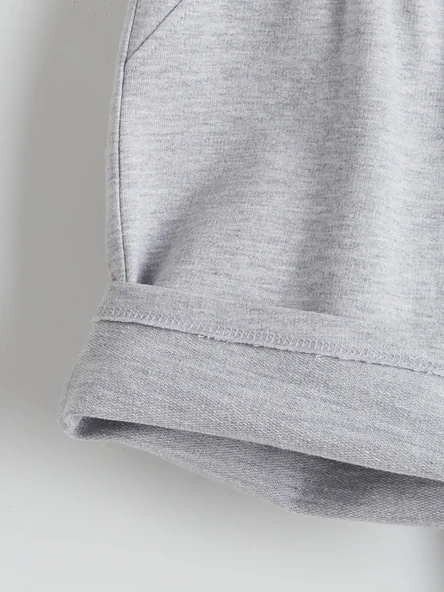 LCW Kids Gri Beli Lastikli Basic Erkek Çocuk Şort - Resim 3