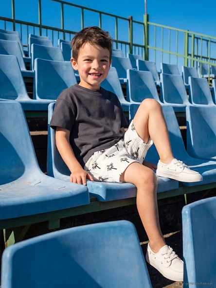 LCW Kids Bej Erkek Çocuk Cepli Müslin Şort ürün görseli 1