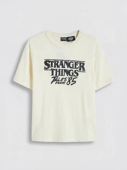 LCW Kids Ekru Bisiklet Yaka Stranger Things Baskılı Erkek Çocuk Tişört ürün görseli 1