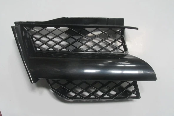 Mitsubishi Outlander 2004-2007 Ön Panjur Sağ Siyah (Tw) (Oem No: Mn133230) ürün görseli 1