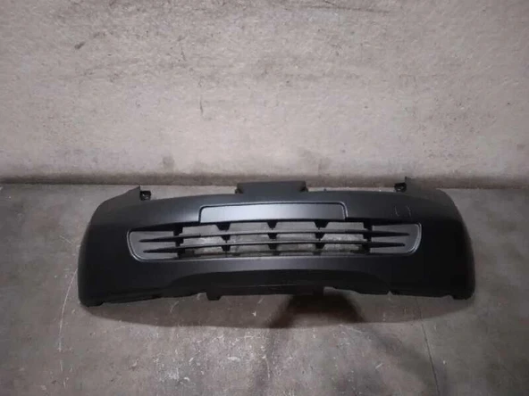 Nissan Micra 2003-2006 Ön Tampon Gri Sissiz (Oem No: 62022-Ax640) ürün görseli 1