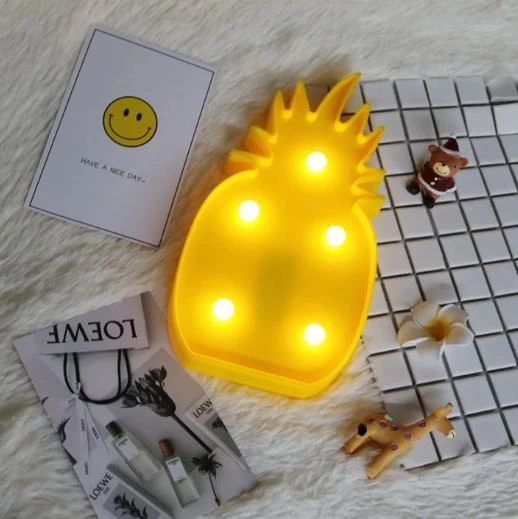 Led Işıklı Ananas Gece Lambası ürün görseli 1