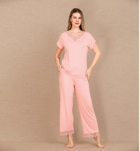 Viskon Şık Tasarım Dantel İşlemeli Açık Pembe Kısa Kol Pijama Takımı ürün görseli 1