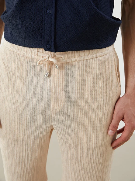 LCW Vision Bej Regular Fit Dokulu Erkek Şort - Resim 3