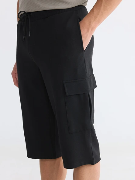 LCWAIKIKI Classic Siyah Regular Fit Erkek Kargo Şort - Resim 3