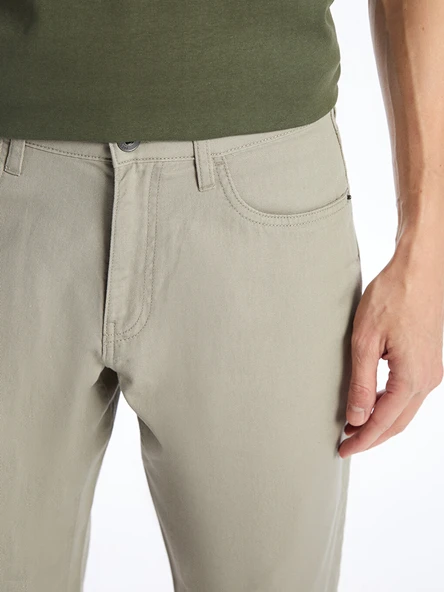 LCWAIKIKI Classic Bej Slim Fit Erkek Şort - Resim 3
