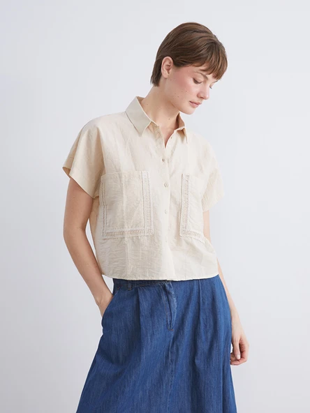 LCWAIKIKI Classic Bej Loose Fit Kadın Gömlek ürün görseli 1
