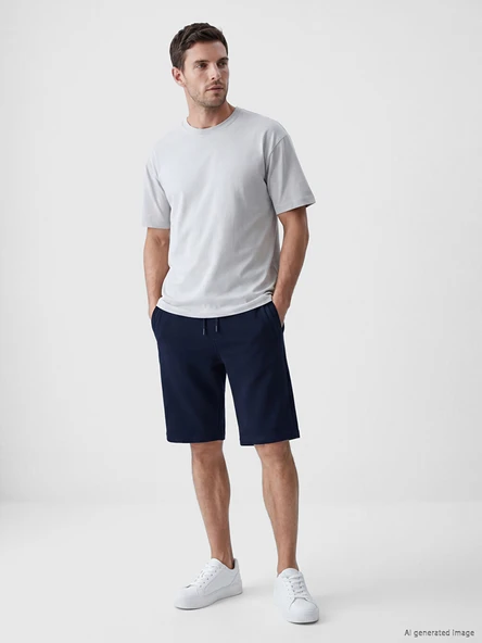 LCWAIKIKI Classic Lacivert Regular Fit Erkek Şort ürün görseli 1