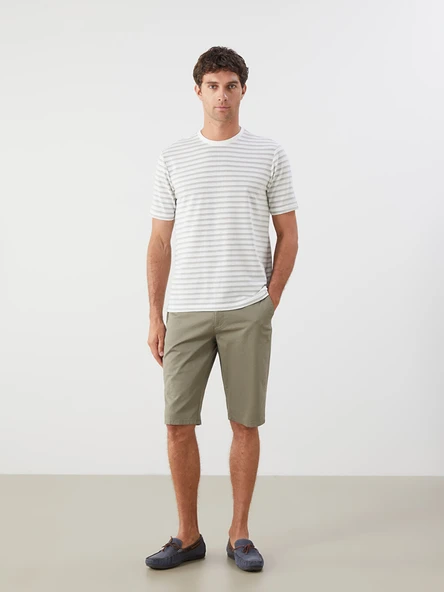 LCWAIKIKI Classic Haki Standart Kalıp Gabardin Erkek Şort ürün görseli 1