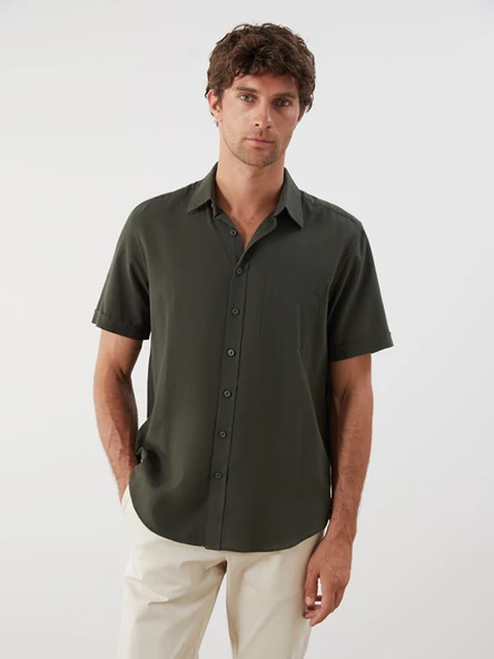 LCWAIKIKI Classic Haki Regular Fit Kısa Kollu Armürlü Erkek Gömlek ürün görseli 1