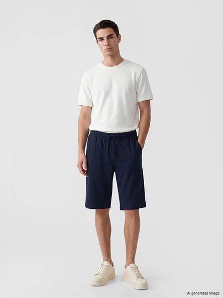LCWAIKIKI Classic Lacivert Regular Fit Erkek Şort ürün görseli 1
