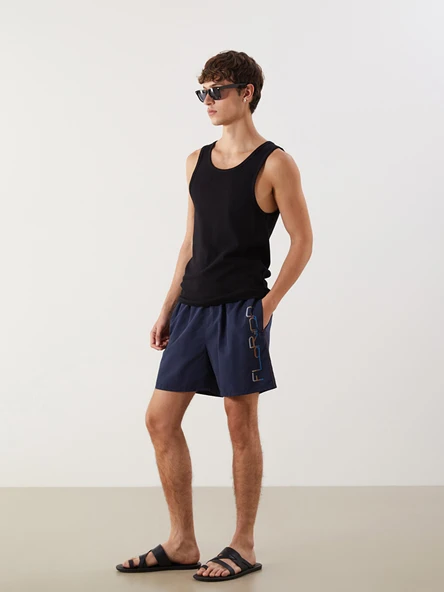 LCW SWIMWEAR Lacivert Kısa Boy Baskılı Erkek Deniz Şortu ürün görseli 1