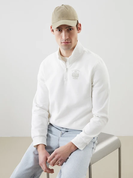 LCWAIKIKI Classic Beyaz Dik Yaka Uzun Kollu Baskılı Erkek Sweatshirt ürün görseli 1