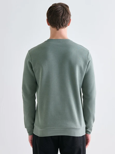 LCWAIKIKI Basic Yeşil Bisiklet Yaka Erkek Kalın Sweatshirt - Resim 4