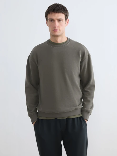 LCW Vision Haki Bisiklet Yaka Erkek Sweatshirt ürün görseli 1