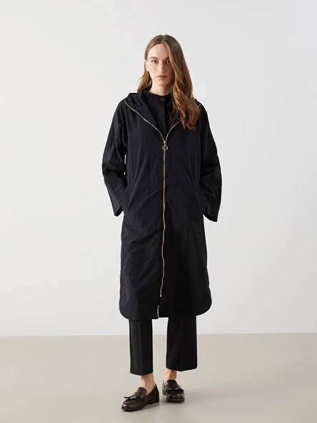LCWAIKIKI Classic Siyah Kapüşonlu Düz Oversize Kadın Tunik ürün görseli 1
