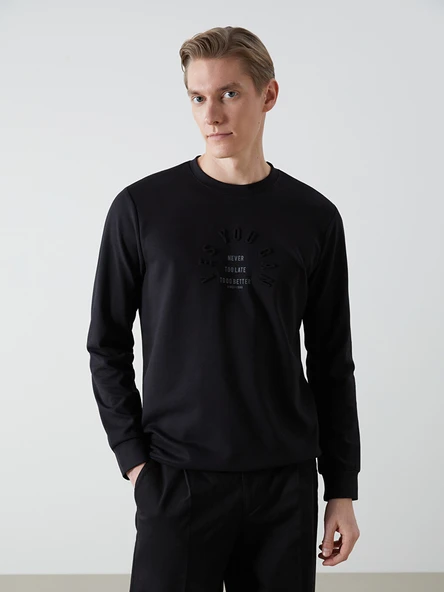 LCWAIKIKI Classic Siyah Bisiklet Yaka Uzun Kollu Baskılı Erkek Sweatshirt ürün görseli 1