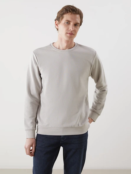 LCWAIKIKI Basic Gri Bisiklet Yaka Uzun Kollu Erkek Sweatshirt ürün görseli 1