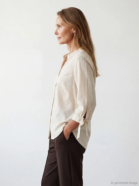 LCW Grace Bej Çizgili Keten Karışımlı Kadın Gömlek ürün görseli 1