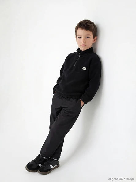 LCW Kids Siyah Erkek Çocuk Polar Astarlı Pantolon ürün görseli 1