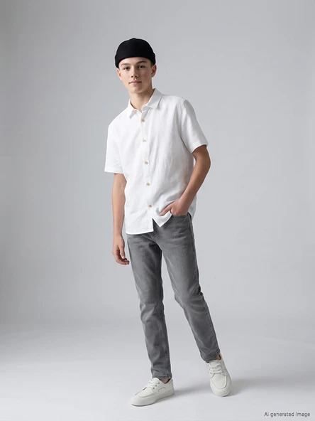 LCW Kids Gri Slim Fit Erkek Çocuk Jean Pantolon ürün görseli 1