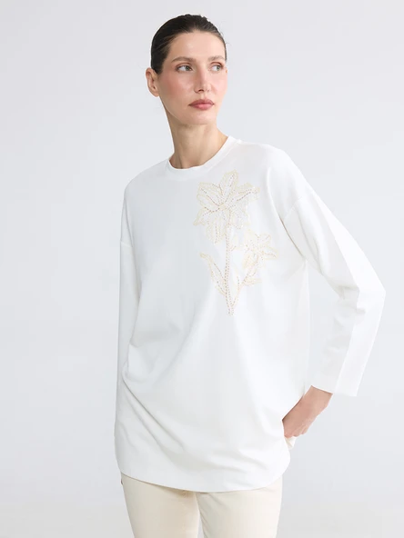 LCWAIKIKI Classic Beyaz Payetli Oversize Soft Touch Kadın Tunik ürün görseli 1