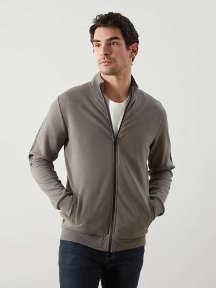 LCWAIKIKI Basic Kahverengi Dik Yaka Erkek Sweatshirt ürün görseli 1