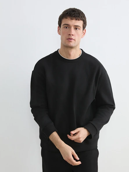LCW Vision Siyah Bisiklet Yaka Erkek Kalın Sweatshirt ürün görseli 1