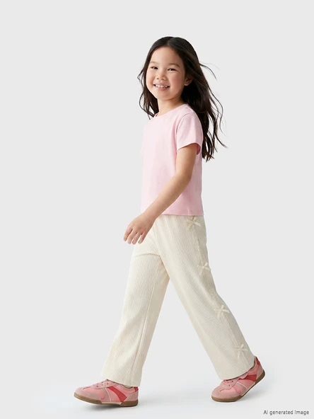 LCW Kids Ekru Dantel ve Fiyonk Detaylı Kız Çocuk Müslin Pantolon ürün görseli 1