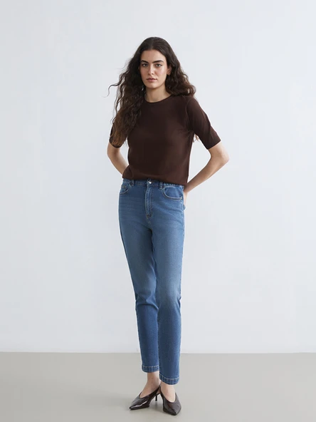 LCWAIKIKI Classic İndigo Beli Lastikli Slim Mom Kadın Jean Pantolon ürün görseli 1