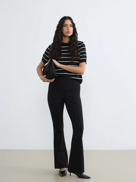 LCW Modest Siyah Dar Fit İspanyol Paça Kadın Pantolon ürün görseli 1