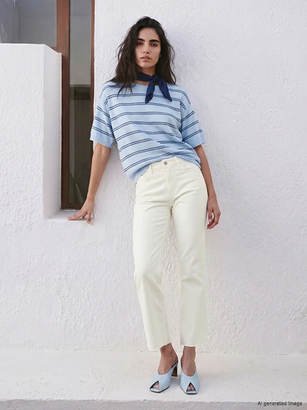 LCW Jeans Beyaz Crop Flare Kadın Jean Pantolon ürün görseli 1