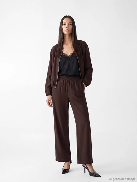LCWAIKIKI Classic Bordo Beli Lastikli Geniş Paça Kadın Pantolon ürün görseli 1