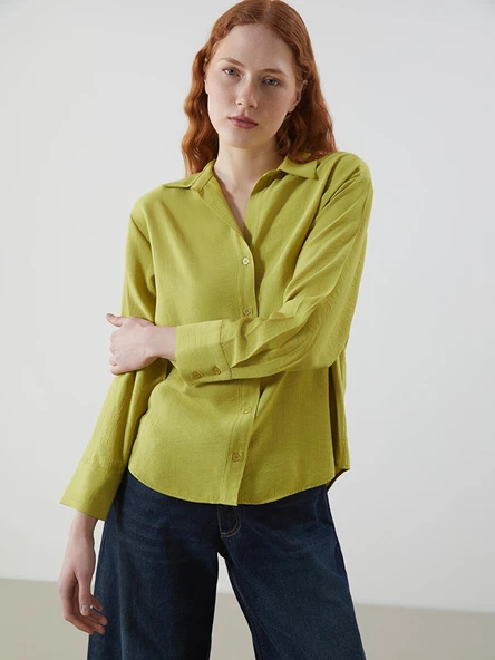 LCWAIKIKI Classic Yeşil Oversize Kadın Gömlek ürün görseli 1