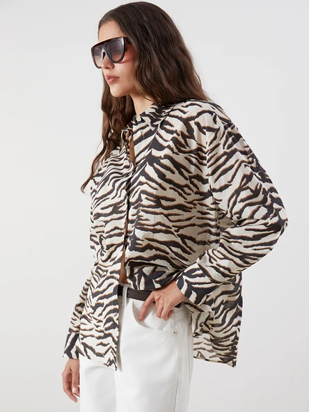 LCW Vision Siyah Zebra Desenli Oversize Kadın Gömlek ürün görseli 1