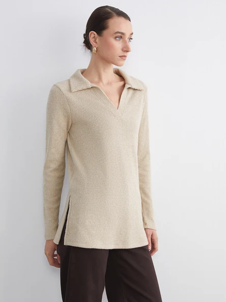 LCW Comfort Bej Polo Yaka Parlak Görünümlü Bluz ürün görseli 1