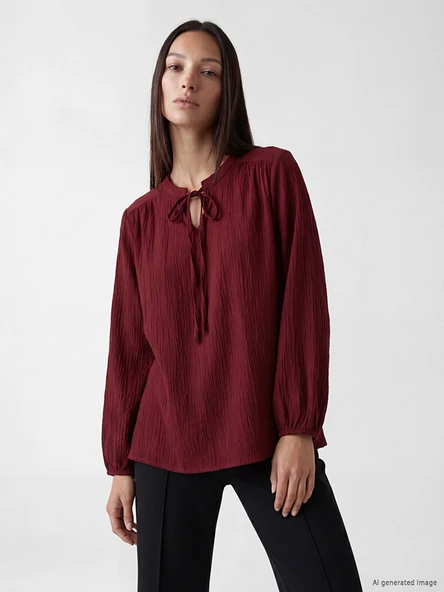 LCW EVERYDAY Bordo Bağlamalı Yaka Büzgülü Dokulu Bluz ürün görseli 1