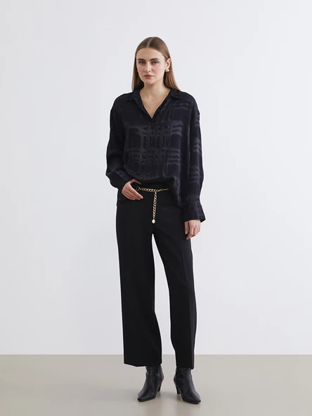 LCWAIKIKI Classic Siyah Loose Fit Zincir Kemerli Kadın Pantolon ürün görseli 1