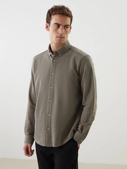LCW Vision Haki Slim Fit Uzun Kollu Erkek Gömlek ürün görseli 1