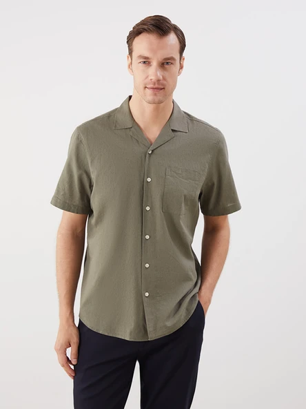 LCWAIKIKI Classic Haki Regular Fit Resort Yaka Kısa Kollu Keten Karışımlı Erkek Gömlek ürün görseli 1
