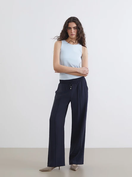 LCW Vision Lacivert Beli Lastikli Geniş Paça Kadın Pantolon ürün görseli 1