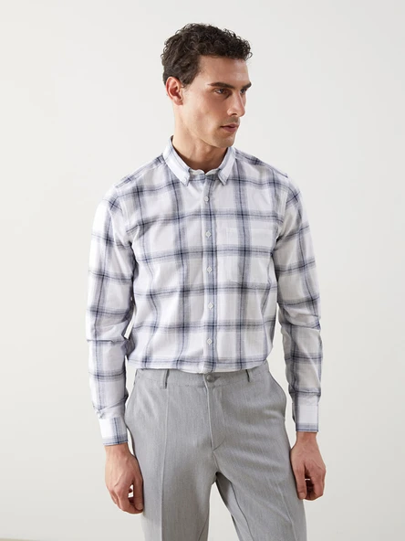 LCWAIKIKI Classic Lacivert Regular Fit Uzun Kollu Ekose Poplin Erkek Gömlek ürün görseli 1