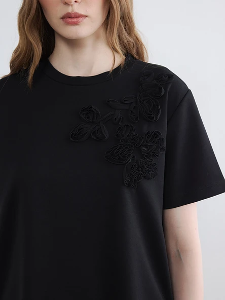 LCW Modest Siyah Nakışlı Soft Touch Kadın Tunik - Resim 3