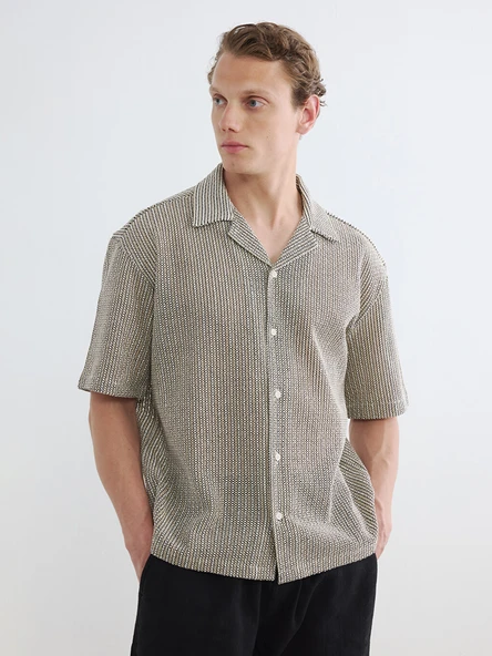 LCW Vision Beyaz Regular Fit Erkek Basic Dokulu Gömlek ürün görseli 1