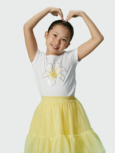 LCW Kids Beyaz Bisiklet Yaka Çiçekli Kız Çocuk Tişört ürün görseli 1