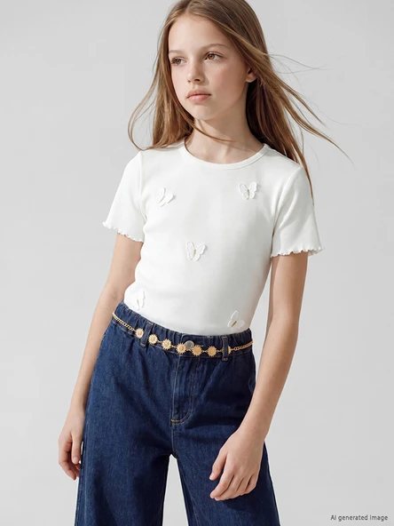 LCW Kids Ekru Nakışlı Kız Çocuk Fitilli Tişört ürün görseli 1