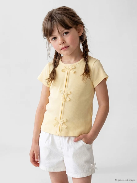 LCW Kids Sarı Bisiklet Yaka Fiyonk Detaylı Kız Çocuk Tişört ürün görseli 1
